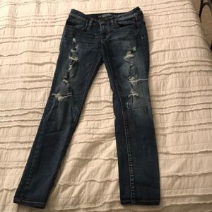 American Eagle Destructed Jeans (Jeggings)